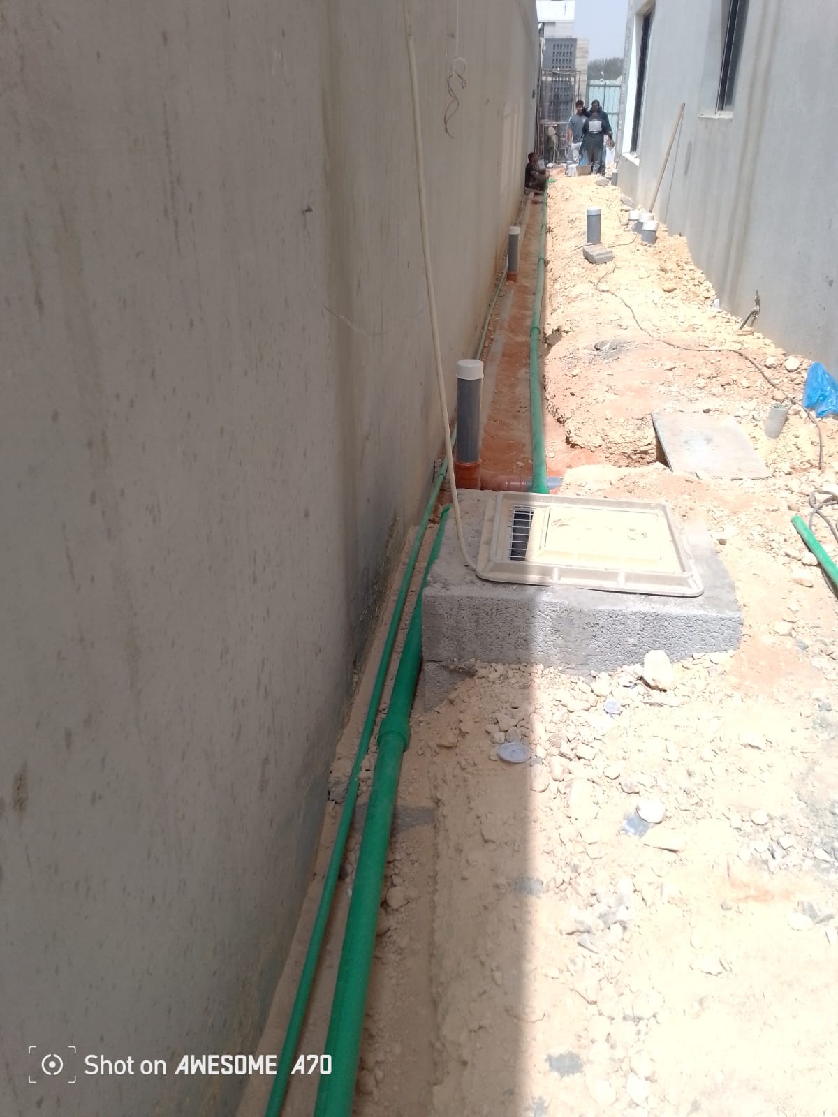 سباكة وتركيب وصيانة كهرباء